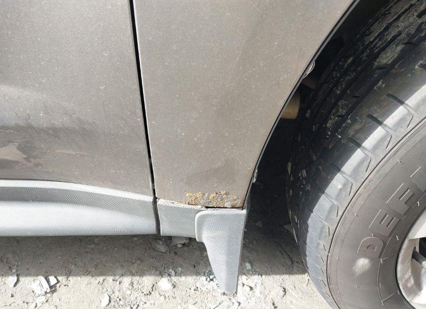 Photo 12 of 2011 Chevrolet Equinox 1LT (VIN 2CNALDEC2B6384049)