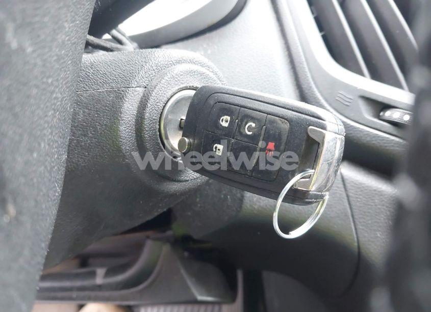 Photo 11 of 2011 Chevrolet Equinox 1LT (VIN 2CNALDEC2B6404963)