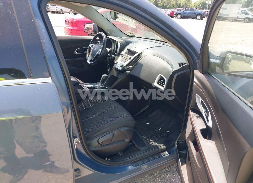 Photo 5 of 2011 Chevrolet Equinox 1LT (VIN 2CNALDEC6B6203728)