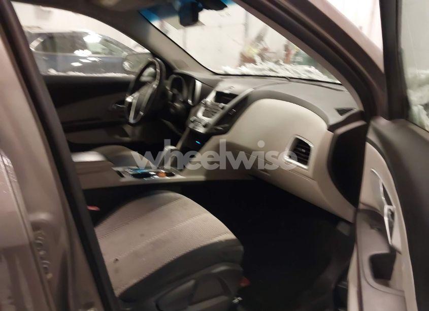 Photo 5 of 2011 Chevrolet Equinox 1LT (VIN 2CNALDEC6B6319236)