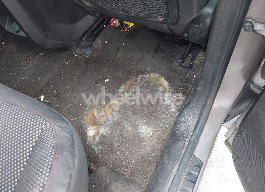 Photo 6 of 2011 Chevrolet Equinox 1LT (VIN 2CNALDEC6B6442812)