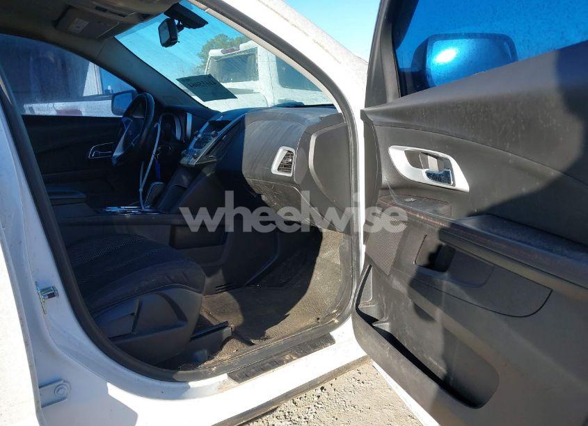 Photo 5 of 2011 Chevrolet Equinox 1LT (VIN 2CNALDEC8B6381883)