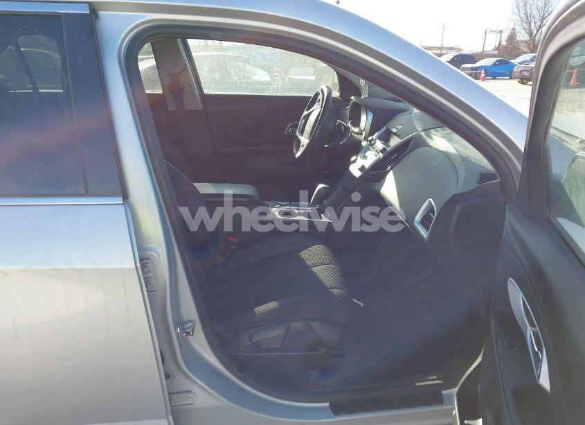 Photo 5 of 2011 Chevrolet Equinox 1LT (VIN 2CNALDEC8B6432184)