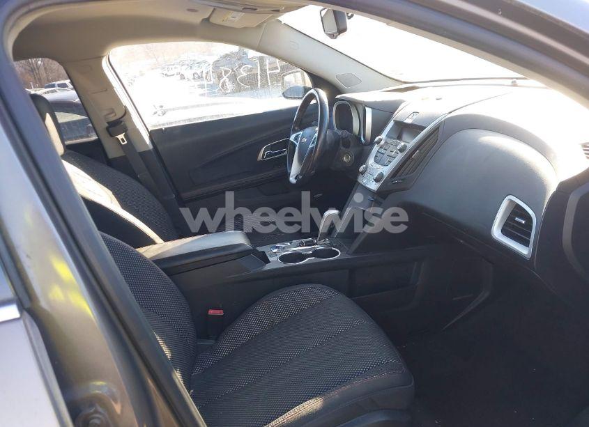 Photo 5 of 2011 Chevrolet Equinox 1LT (VIN 2CNALDEC8B6476797)