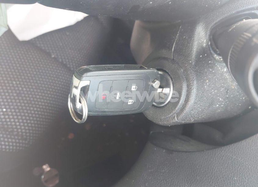 Photo 11 of 2011 Chevrolet Equinox 1LT (VIN 2CNALDEC9B6426877)