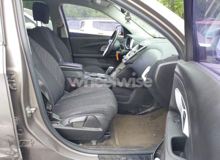 Photo 5 of 2011 Chevrolet Equinox 1LT (VIN 2CNALDECXB6371002)