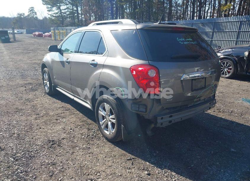 Photo 3 of 2010 Chevrolet Equinox LT (VIN 2CNALDEW0A6362320)