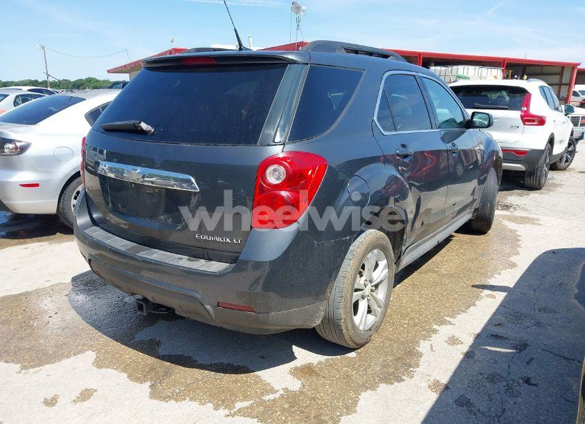 Photo 4 of 2010 Chevrolet Equinox LT (VIN 2CNALDEW0A6381546)