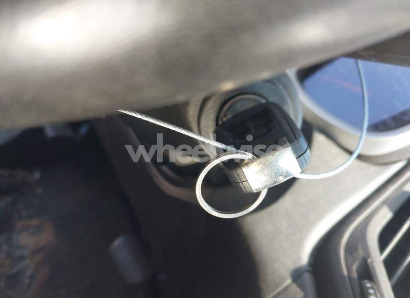 Photo 11 of 2010 Chevrolet Equinox LT (VIN 2CNALDEW1A6254868)