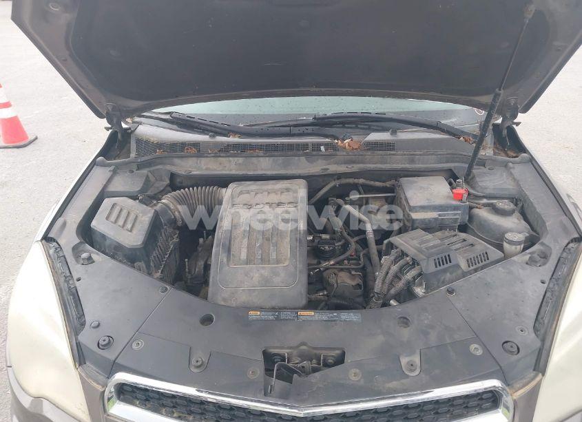 Photo 10 of 2010 Chevrolet Equinox LT (VIN 2CNALDEW1A6372693)