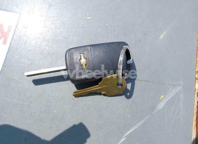 Photo 11 of 2010 Chevrolet Equinox LT (VIN 2CNALDEW2A6200642)