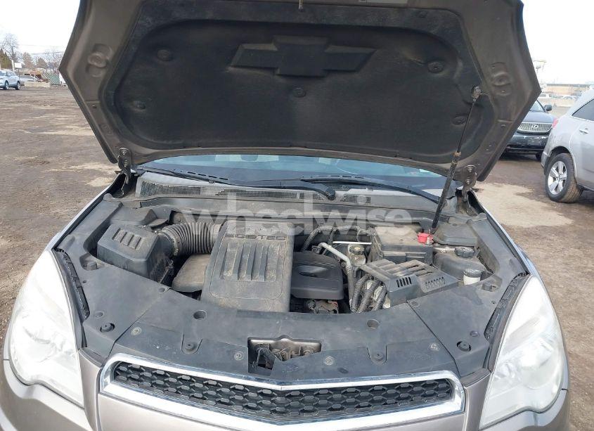 Photo 10 of 2010 Chevrolet Equinox LT (VIN 2CNALDEW2A6294537)