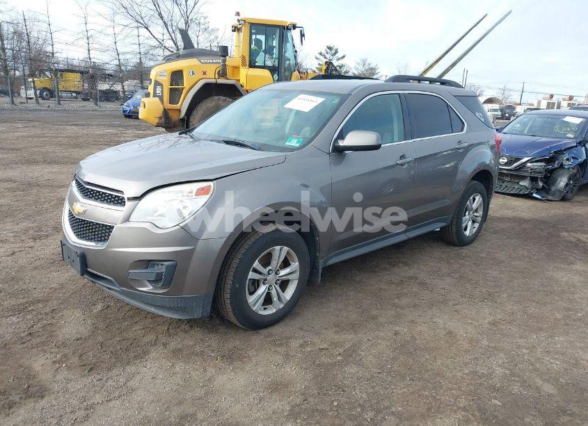 Photo 2 of 2010 Chevrolet Equinox LT (VIN 2CNALDEW2A6294537)