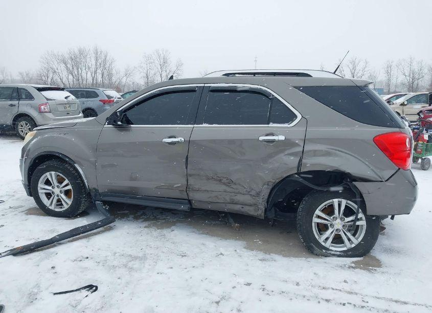 Photo 15 of 2010 Chevrolet Equinox LT (VIN 2CNALDEW2A6388014)
