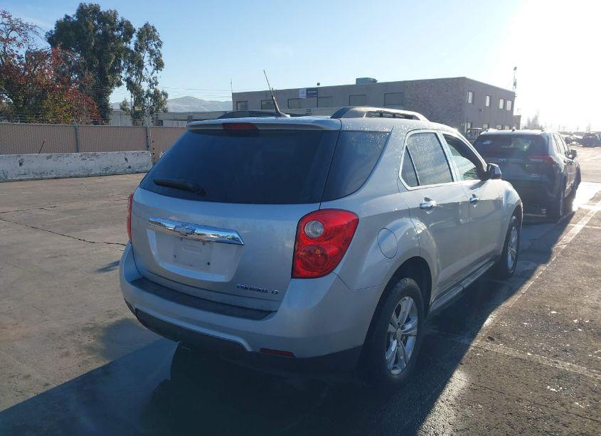 Photo 4 of 2010 Chevrolet Equinox LT (VIN 2CNALDEW2A6403935)