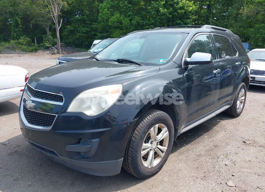 Photo 2 of 2010 Chevrolet Equinox LT (VIN 2CNALDEW3A6322457)