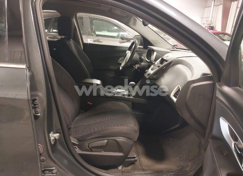 Photo 5 of 2010 Chevrolet Equinox LT (VIN 2CNALDEW3A6384845)