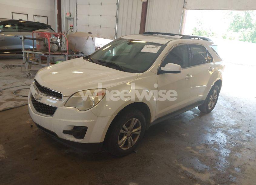 Photo 2 of 2010 Chevrolet Equinox LT (VIN 2CNALDEW4A6207737)