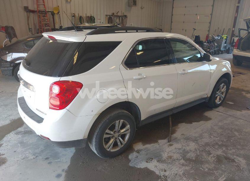 Photo 4 of 2010 Chevrolet Equinox LT (VIN 2CNALDEW4A6207737)