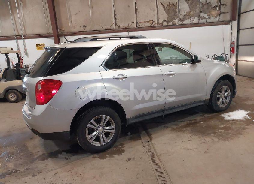 Photo 4 of 2010 Chevrolet Equinox LT (VIN 2CNALDEW4A6353541)