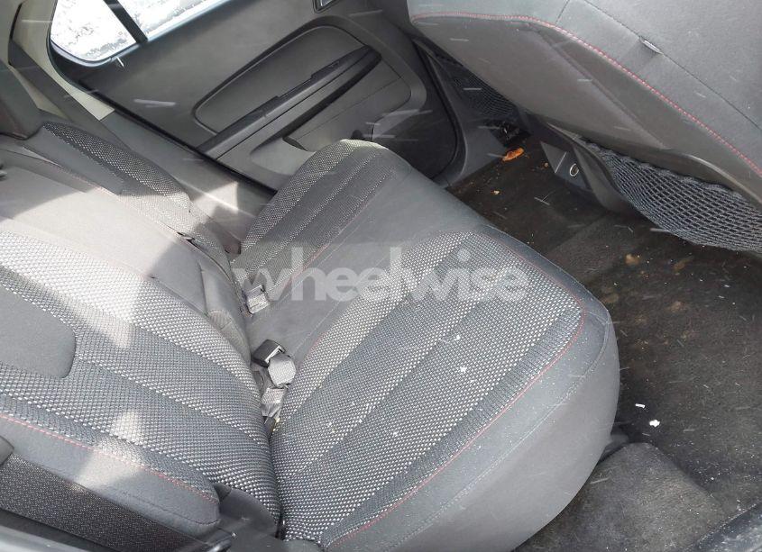 Photo 8 of 2010 Chevrolet Equinox LT (VIN 2CNALDEW5A6411253)