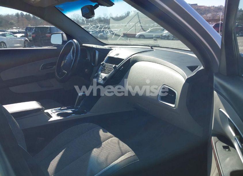 Photo 5 of 2010 Chevrolet Equinox LT (VIN 2CNALDEW6A6202491)