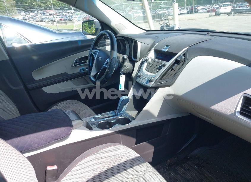 Photo 5 of 2010 Chevrolet Equinox LT (VIN 2CNALDEW7A6348172)