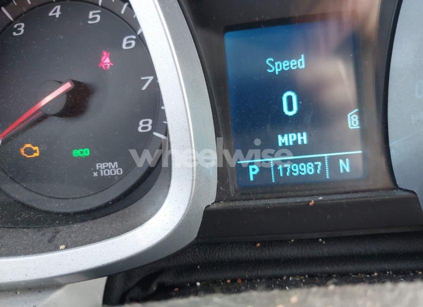 Photo 7 of 2010 Chevrolet Equinox LT (VIN 2CNALDEW7A6348172)