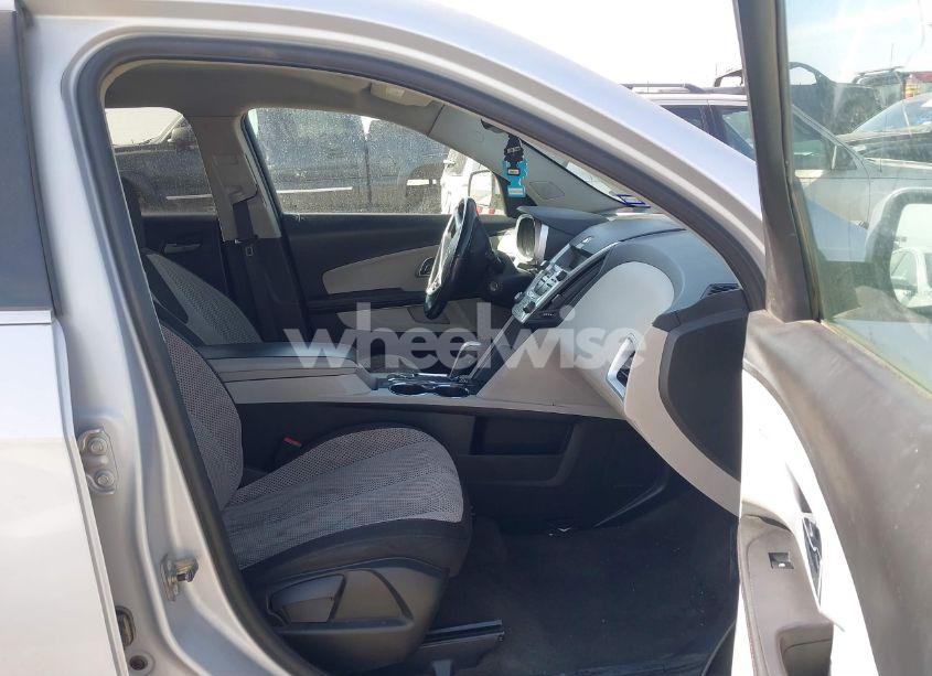 Photo 5 of 2010 Chevrolet Equinox LT (VIN 2CNALDEW7A6356577)