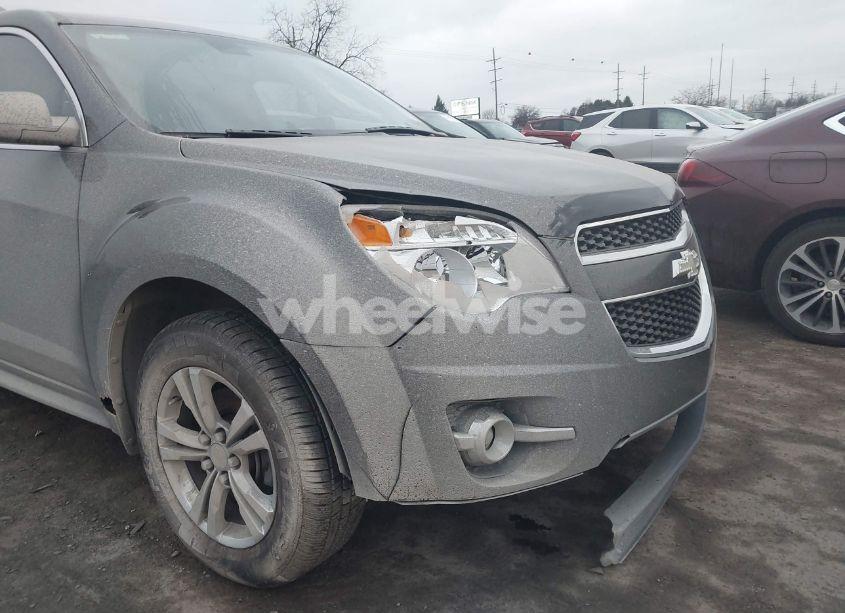 Photo 6 of 2010 Chevrolet Equinox LT (VIN 2CNALDEW8A6393590)