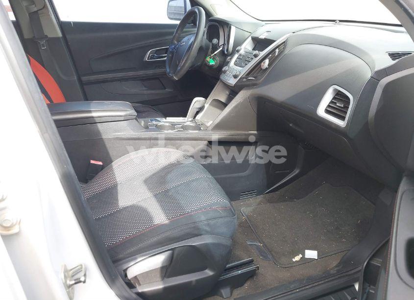 Photo 5 of 2010 Chevrolet Equinox LT (VIN 2CNALDEW9A6382307)