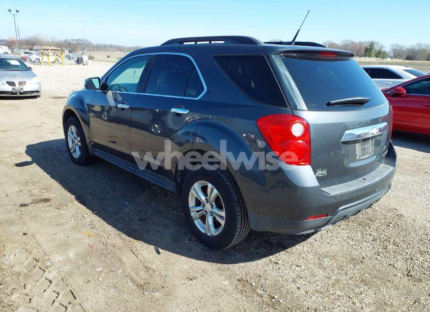 Photo 3 of 2010 Chevrolet Equinox LT (VIN 2CNALDEWXA6214207)
