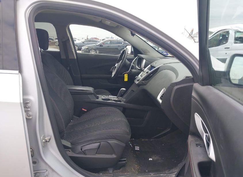 Photo 5 of 2010 Chevrolet Equinox LT (VIN 2CNALDEWXA6251497)