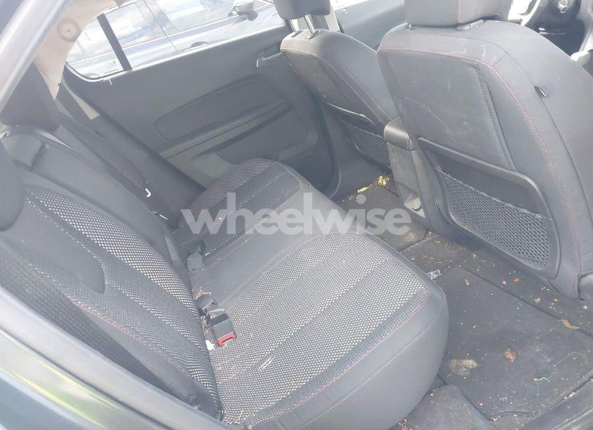 Photo 8 of 2010 Chevrolet Equinox LT (VIN 2CNALDEWXA6311925)