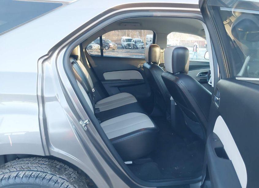 Photo 8 of 2011 Chevrolet Equinox 2LT (VIN 2CNALPEC0B6258189)