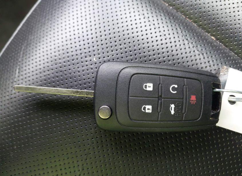 Photo 11 of 2011 Chevrolet Equinox 2LT (VIN 2CNALPEC2B6218809)