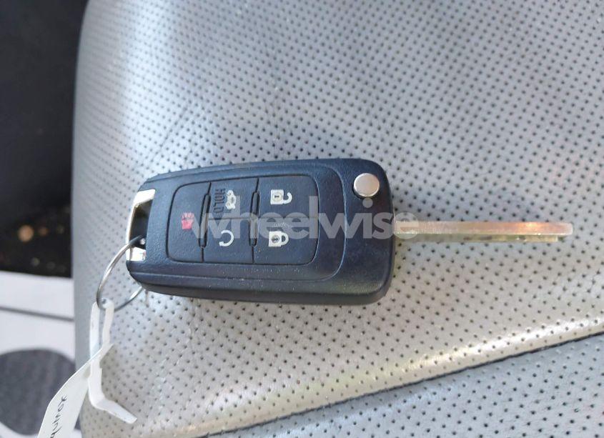 Photo 11 of 2011 Chevrolet Equinox 2LT (VIN 2CNALPEC3B6289629)