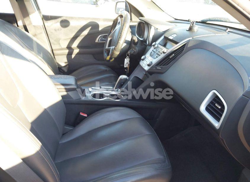 Photo 5 of 2011 Chevrolet Equinox 2LT (VIN 2CNALPEC4B6243758)