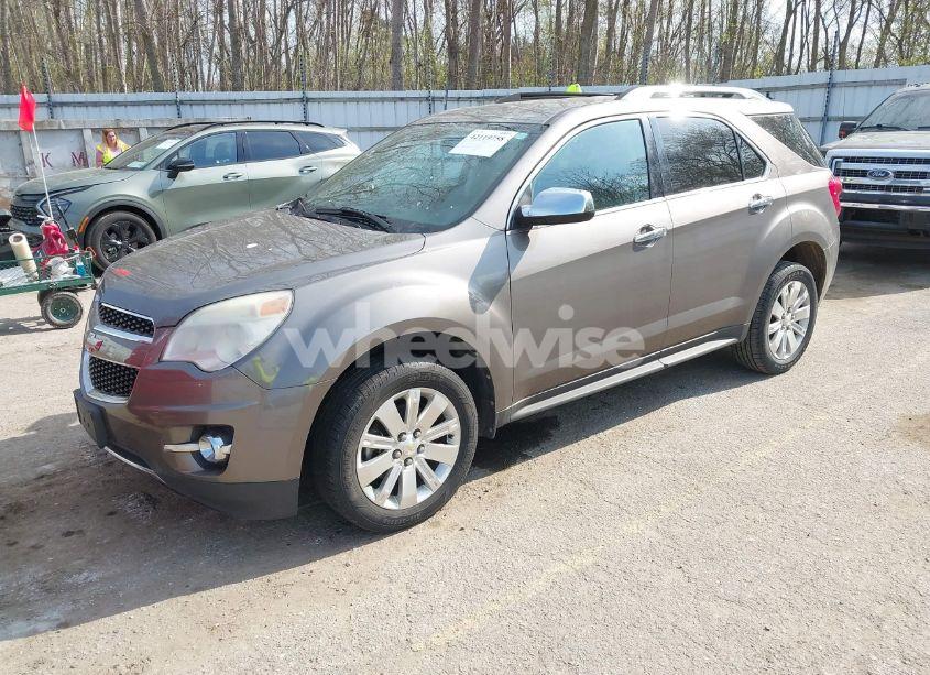 Photo 2 of 2011 Chevrolet Equinox 2LT (VIN 2CNALPEC5B6355856)