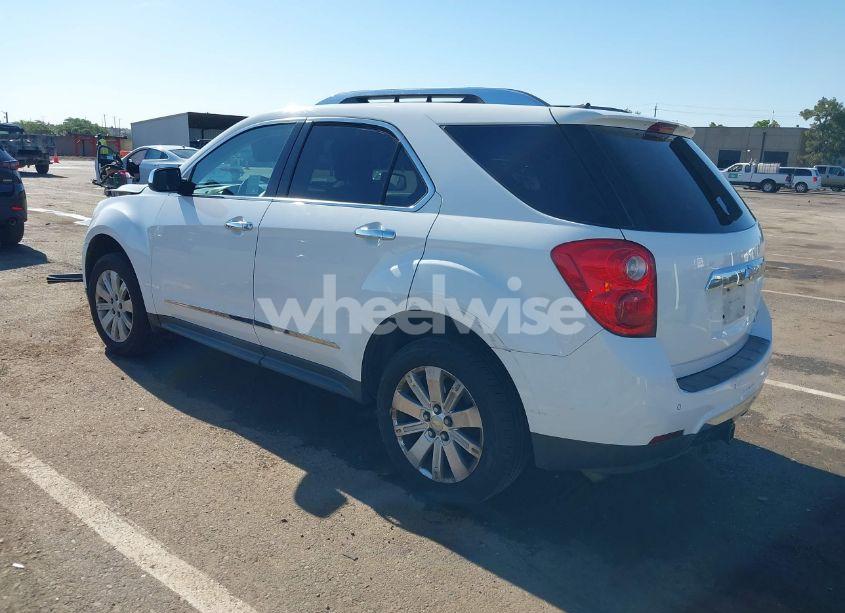 Photo 3 of 2011 Chevrolet Equinox 2LT (VIN 2CNALPEC6B6218084)