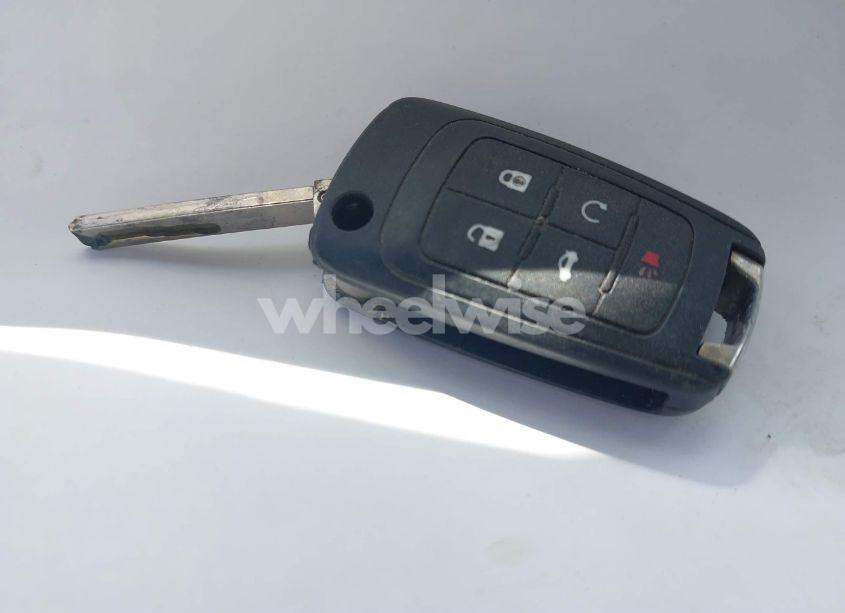 Photo 11 of 2011 Chevrolet Equinox 2LT (VIN 2CNALPEC6B6258990)