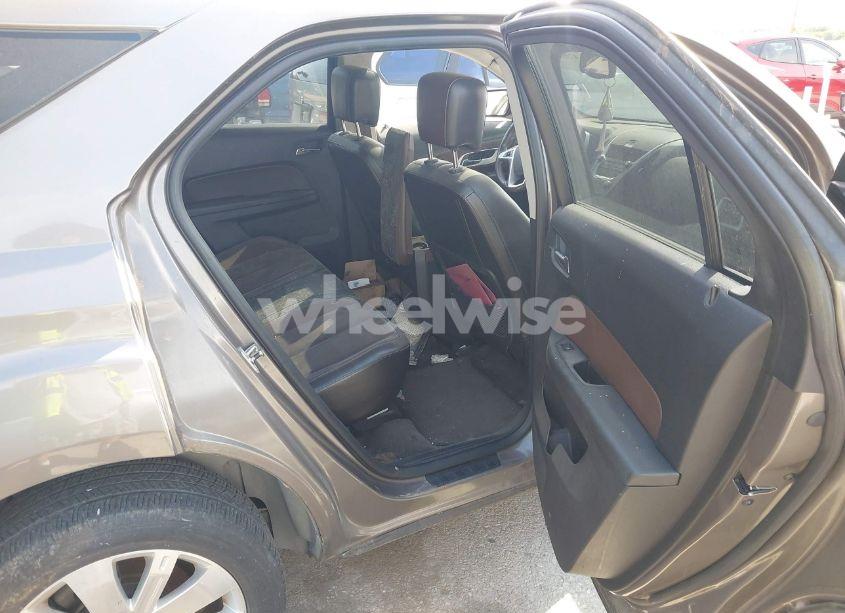 Photo 8 of 2011 Chevrolet Equinox 2LT (VIN 2CNALPEC6B6258990)