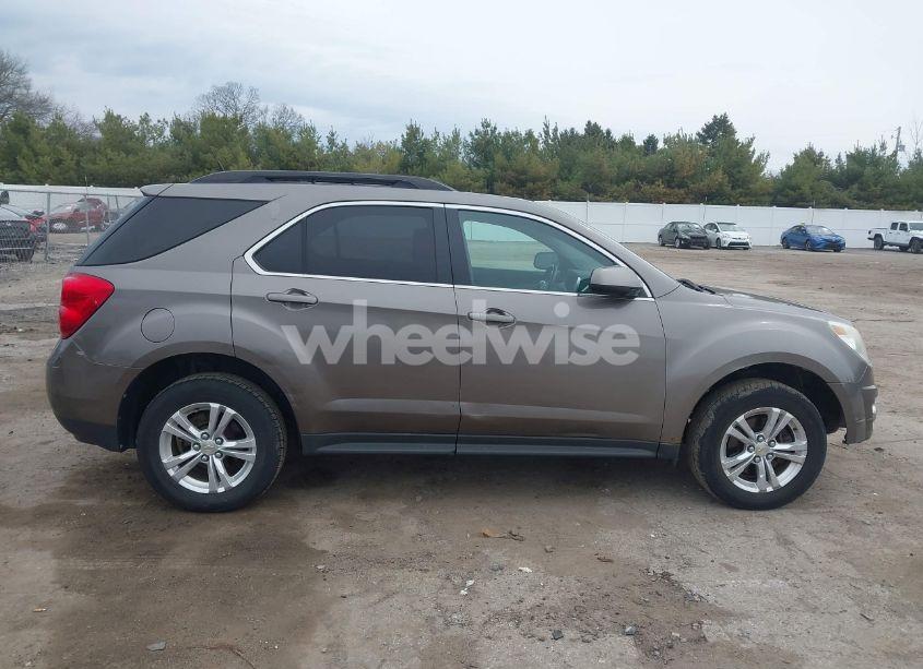 Photo 13 of 2011 Chevrolet Equinox 2LT (VIN 2CNALPEC6B6380121)