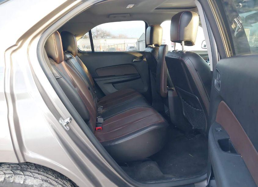 Photo 8 of 2011 Chevrolet Equinox 2LT (VIN 2CNALPEC7B6376045)