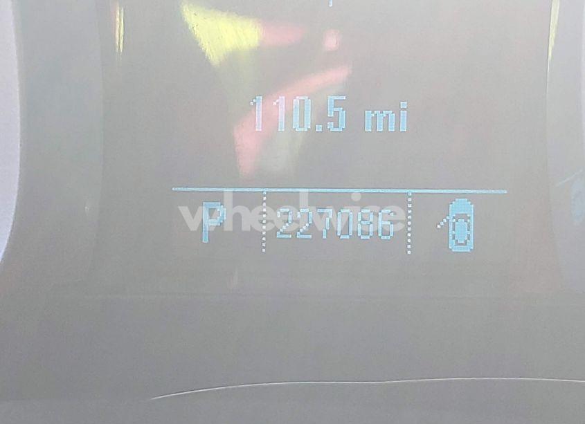 Photo 15 of 2011 Chevrolet Equinox 2LT (VIN 2CNALPEC8B6234304)