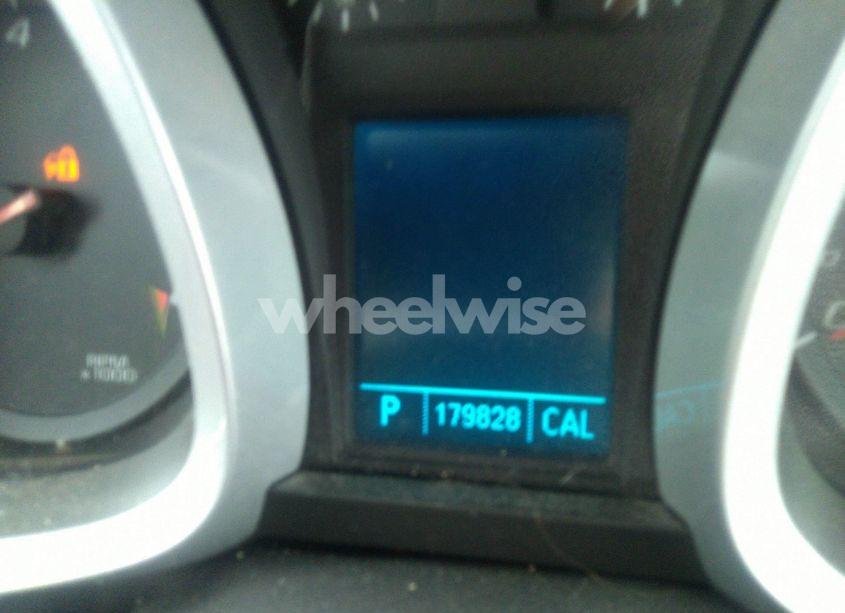 Photo 15 of 2011 Chevrolet Equinox 2LT (VIN 2CNALPEC9B6200162)