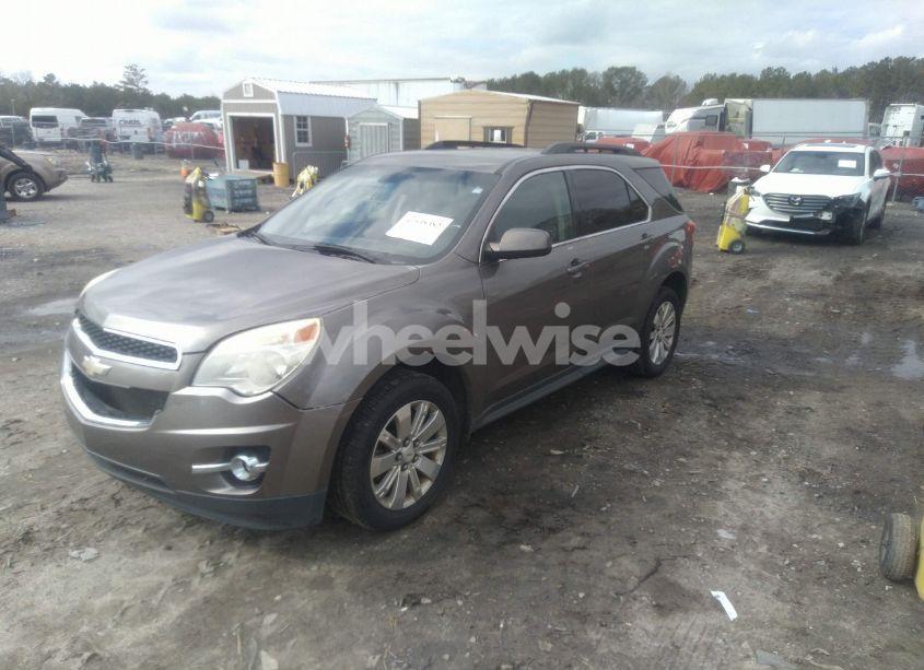 Photo 2 of 2011 Chevrolet Equinox 2LT (VIN 2CNALPEC9B6200162)
