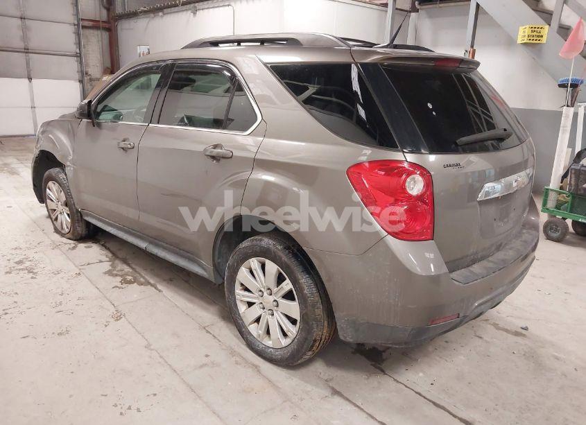 Photo 3 of 2011 Chevrolet Equinox 2LT (VIN 2CNALPEC9B6454082)