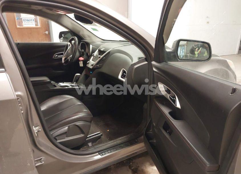 Photo 5 of 2011 Chevrolet Equinox 2LT (VIN 2CNALPEC9B6454082)