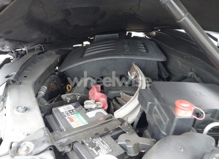 Photo 10 of 2011 Chevrolet Equinox 2LT (VIN 2CNALPEC9B6455278)